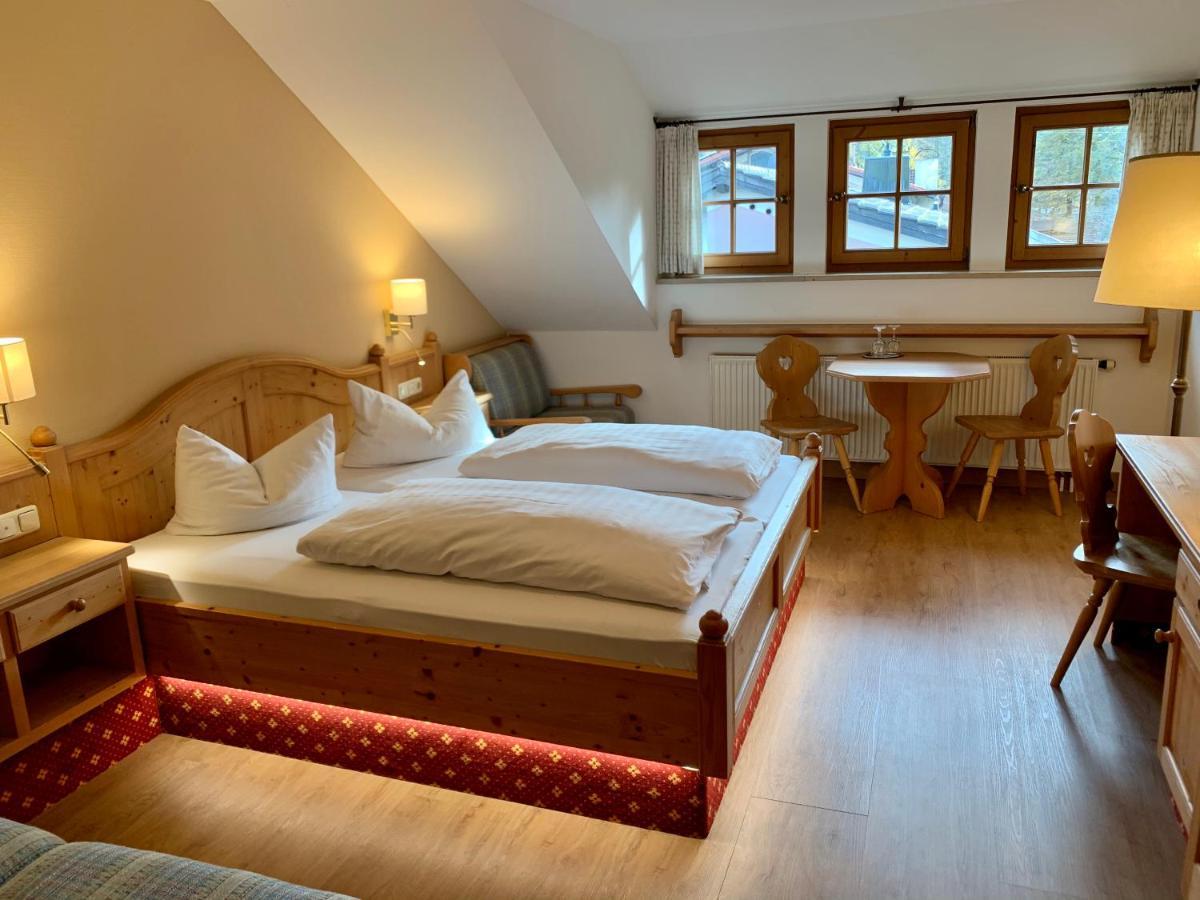 Hotel Zur Post كوشل المظهر الخارجي الصورة