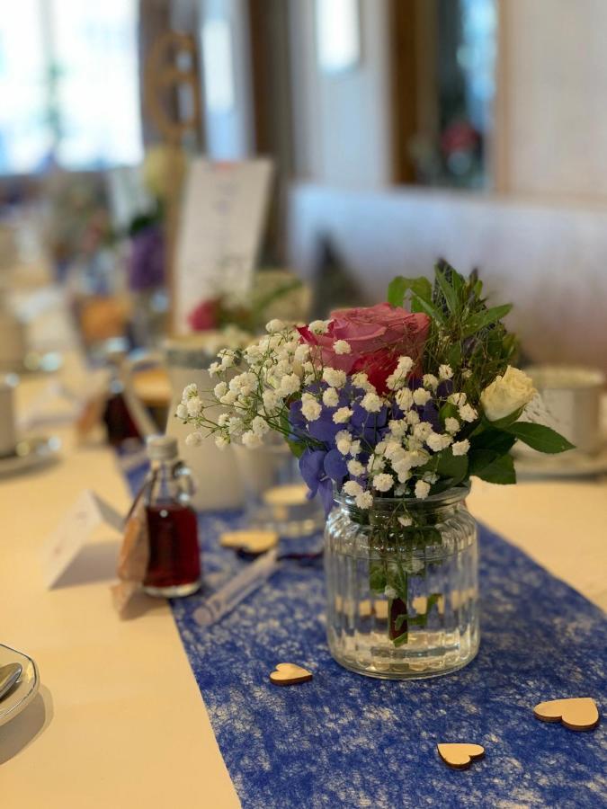 Hotel Zur Post كوشل المظهر الخارجي الصورة