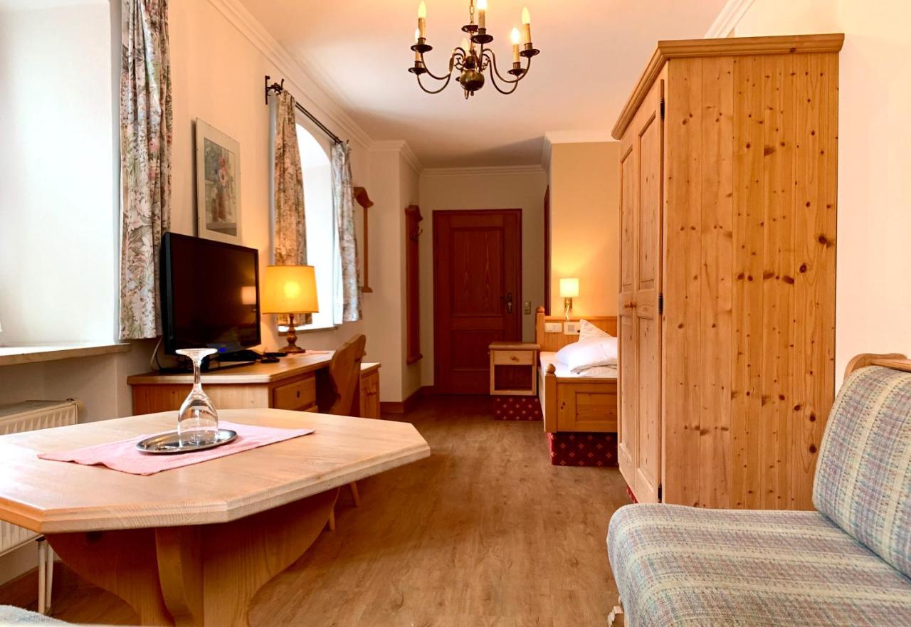 Hotel Zur Post كوشل المظهر الخارجي الصورة